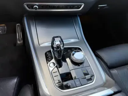 Photo 14 BMW X5  xDrive45e 394ch M Sport 17cv