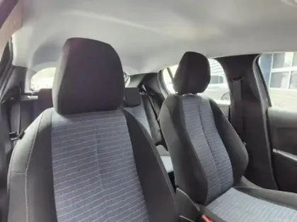 Photo 10 Peugeot 208  1.2 PureTech 75ch S&S Like 2022