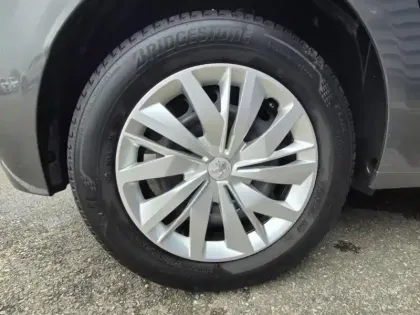 Photo 13 Peugeot 208  1.2 PureTech 75ch S&S Like 2022