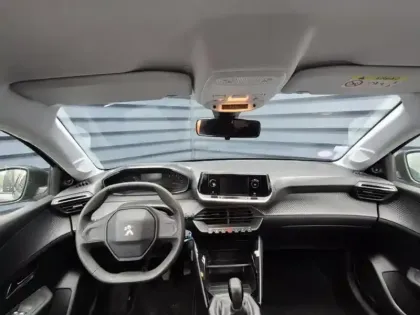 Photo 8 Peugeot 208  1.2 PureTech 75ch S&S Like 2022