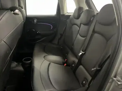 Photo 11 Mini Mini  5 Portes Cooper 136ch Edition Premium Plus BVA7