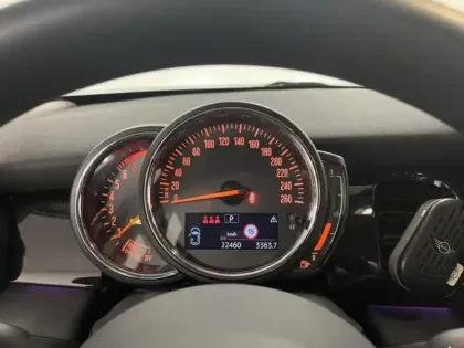 Photo 9 Mini Mini  5 Portes Cooper 136ch Edition Premium Plus BVA7