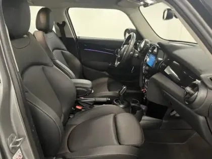 Photo 10 Mini Mini  5 Portes Cooper 136ch Edition Premium Plus BVA7