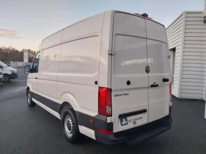 Photo 2 Volkswagen Crafter  Fg 35 L3H3 2.0 TDI 140ch Business Traction