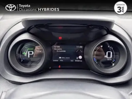 Photo 5 Toyota Yaris  Cross 116h Dynamic Business + Programme Beyond Zero Academy MY22