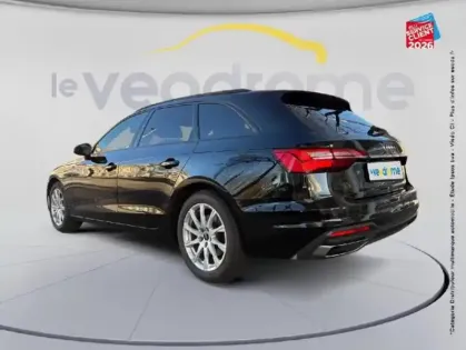 Photo 22 Audi A4  AVANT 35 TFSI 150CH BUSINESS LINE S TRONIC 7