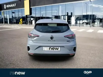 Photo 4 Renault Clio  1.6 E-Tech 145ch full hybrid Evolution - 24