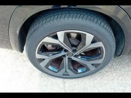 Photo 12 Renault Espace  1.2 E-Tech full hybrid 200ch esprit Alpine 7 places - 24