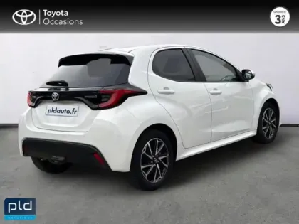Photo 4 Toyota Yaris  116h Design 5p
