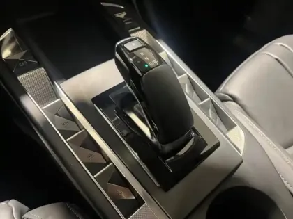 Photo 12 DS DS 3  E-Tense 156ch Opera