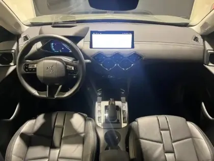 Photo 6 DS DS 3  E-Tense 156ch Opera