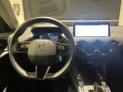 Photo 8 DS DS 3  E-Tense 156ch Opera