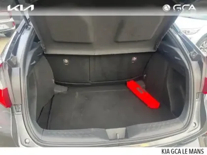 Photo 14 Toyota C-HR  122h Edition 2WD E-CVT RC18