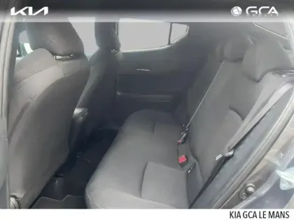 Photo 28 Toyota C-HR  122h Edition 2WD E-CVT RC18