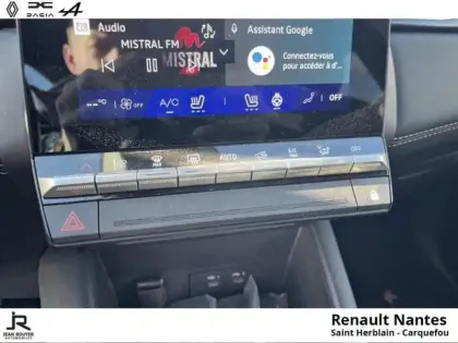 Photo 11 Renault Symbioz  1.6 E-Tech full hybrid 145ch Iconic