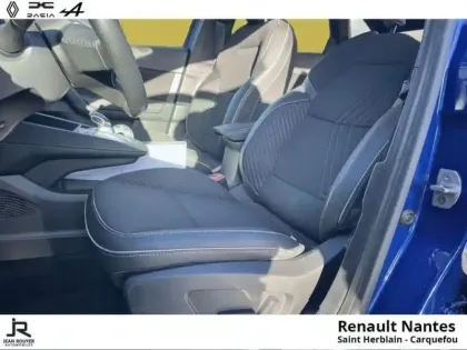 Photo 12 Renault Symbioz  1.6 E-Tech full hybrid 145ch Iconic