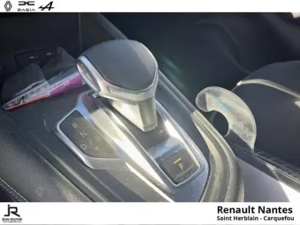 Photo 10 Renault Symbioz  1.6 E-Tech full hybrid 145ch Iconic