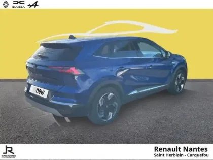 Photo 6 Renault Symbioz  1.6 E-Tech full hybrid 145ch Iconic