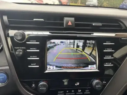 Photo 8 Toyota Camry  Hybride 218ch Dynamic Business