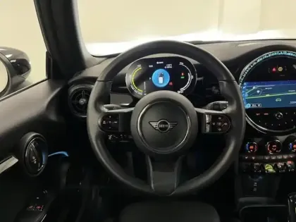 Photo 8 Mini Mini  Cooper SE 184ch Edition Premium Plus BVA 5CV