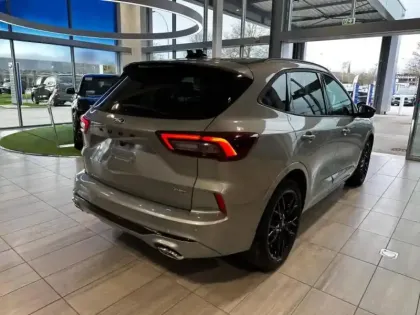 Photo 10 Ford Kuga  2.5 Duratec 180ch Hybrid FlexiFuel ST-Line X Powershift