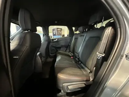 Photo 14 Ford Kuga  2.5 Duratec 180ch Hybrid FlexiFuel ST-Line X Powershift