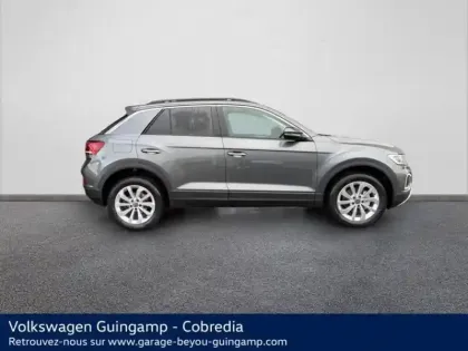 Photo 6 Volkswagen T-roc  1.5 TSI Evo2 150ch VW Edition DSG7