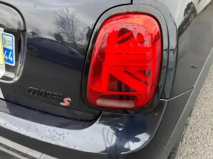 Photo 5 Mini Mini  5 Portes Cooper S 178ch Edition Premium Plus BVA7