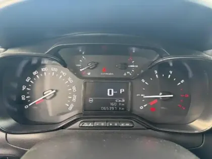 Photo 8 Citroën C3  1.2 PureTech 110ch S&S Shine EAT6