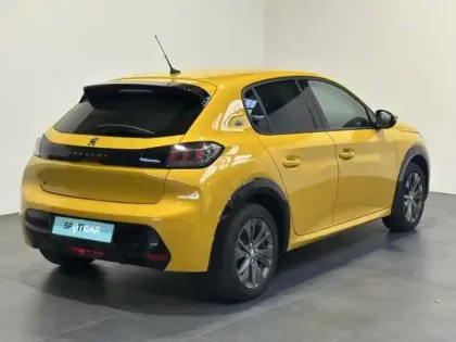 Photo 6 Peugeot 208  e- 136ch Allure