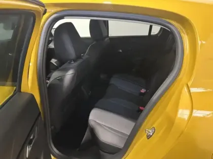 Photo 9 Peugeot 208  e- 136ch Allure