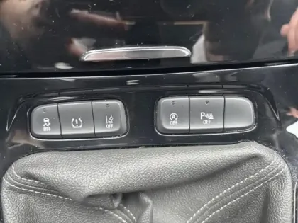 Photo 12 Opel Grandland X  1.2 Turbo 130ch Design Line