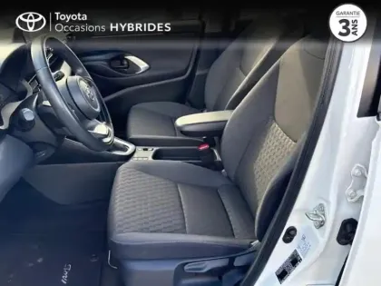 Photo 10 Toyota Yaris  116h Dynamic 5p MY22