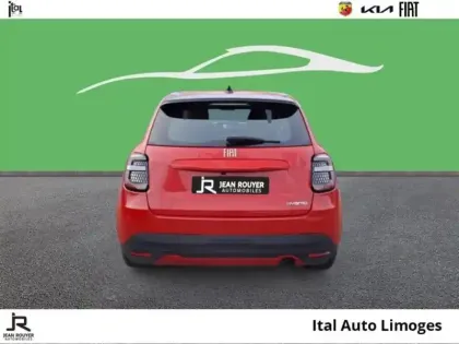 Photo 4 Fiat 600  1.2 Hybrid 100ch Pack Confort DCT6