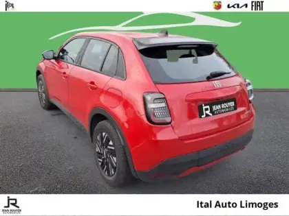 Photo 6 Fiat 600  1.2 Hybrid 100ch Pack Confort DCT6