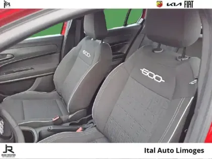 Photo 8 Fiat 600  1.2 Hybrid 100ch Pack Confort DCT6