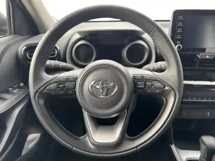 Photo 13 Toyota Yaris  Cross 116h Dynamic MY22