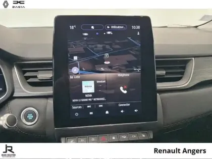 Photo 8 Renault Captur  1.6 E-Tech Plug-in 160ch Initiale Paris