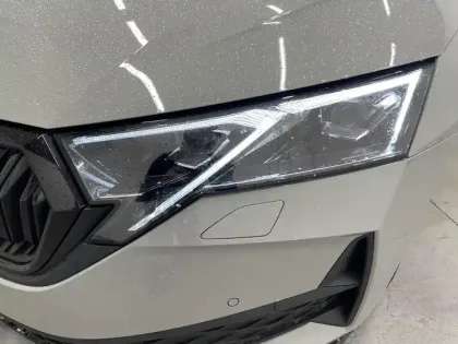 Photo 6 Skoda Octavia  1.5 TSI Hybrid 150 ch ACT DSG7