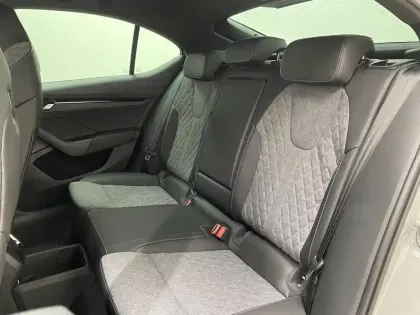 Photo 5 Skoda Octavia  1.5 TSI Hybrid 150 ch ACT DSG7