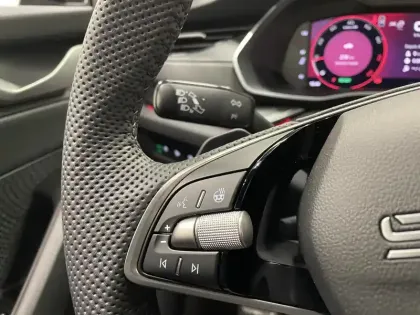 Photo 12 Skoda Octavia  1.5 TSI Hybrid 150 ch ACT DSG7