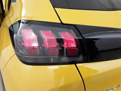 Photo 16 Peugeot 208  Electrique 50 kWh 136ch