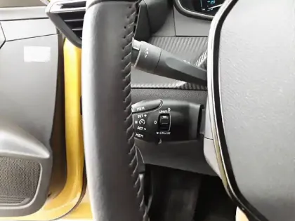 Photo 21 Peugeot 208  Electrique 50 kWh 136ch