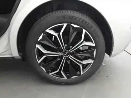 Photo 12 DS DS 4  BlueHDi 130 EAT8