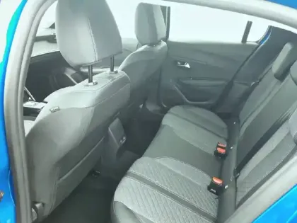 Photo 11 Peugeot 208  Hybrid 100 e-DCS6