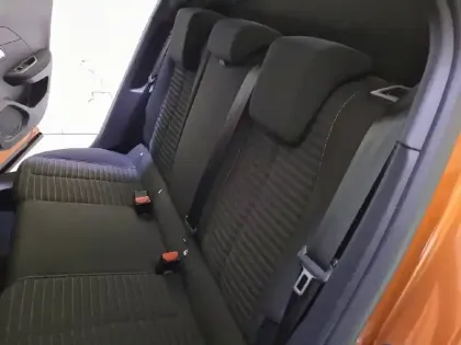 Photo 31 Peugeot 2008  Electrique 136 ch