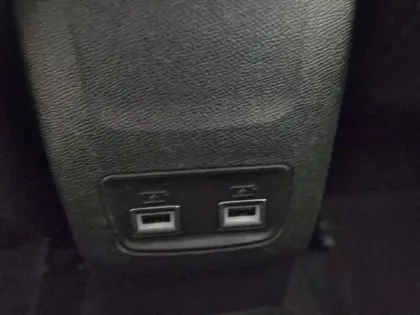 Photo 53 Peugeot 2008  Electrique 136 ch