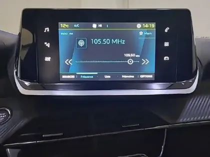 Photo 38 Peugeot 2008  Electrique 136 ch