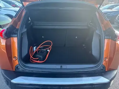 Photo 5 Peugeot 2008  Electrique 136 ch