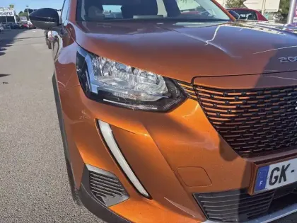 Photo 15 Peugeot 2008  Electrique 136 ch